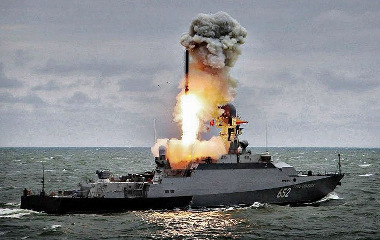 РФ вивела у море кораблі: чи є ризик пуску "Калібрів" по Україні