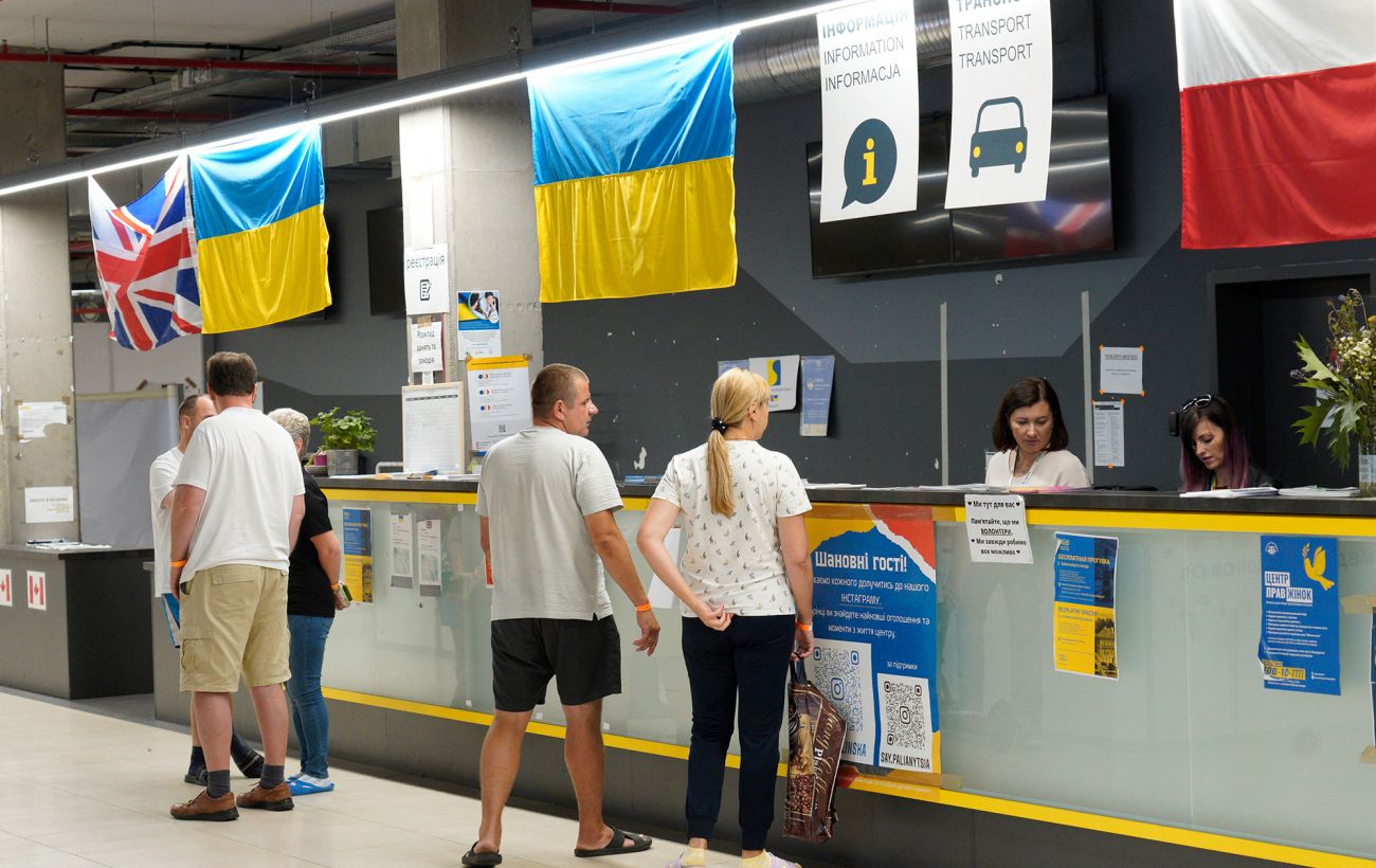 Чи змінять умови для українських біженців у Польщі: що каже посол