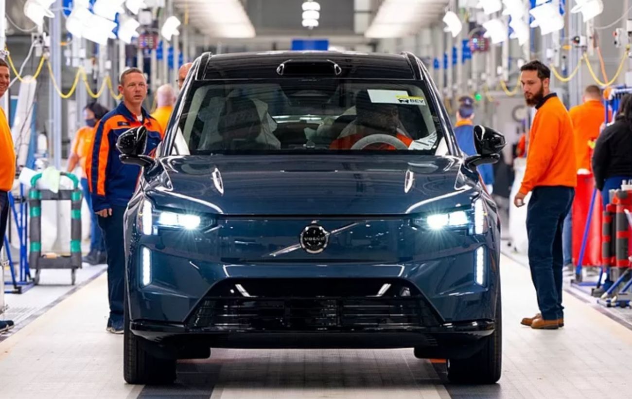 Через Трампа. Volvo вимушена перенести виробництво популярних моделей з Європи