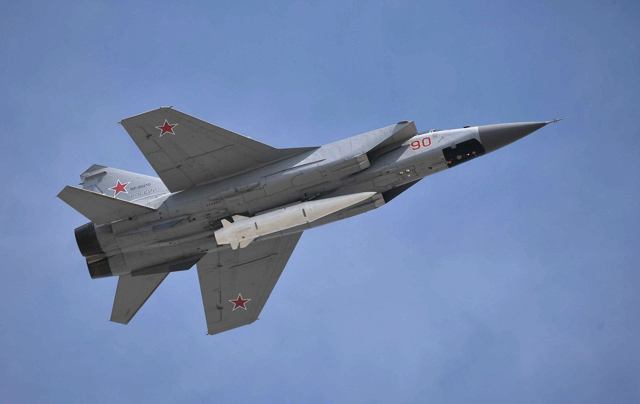 Армія РФ вдруге за ніч підняла в повітря МіГ-31: зафіксовано пуск "Кинджалу"