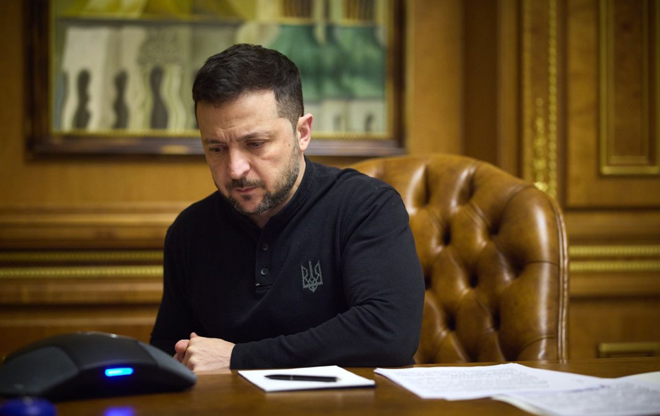 Зеленський змінив послів України у 16 країнах: хто у списку