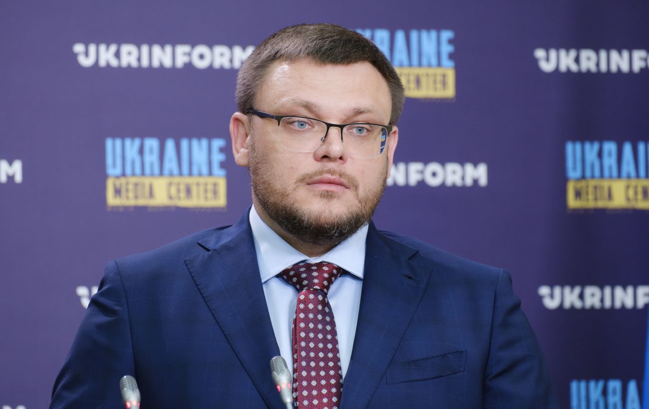 Держзрада і не тільки: директор НАБУ розкрив деталі справ щодо працівників