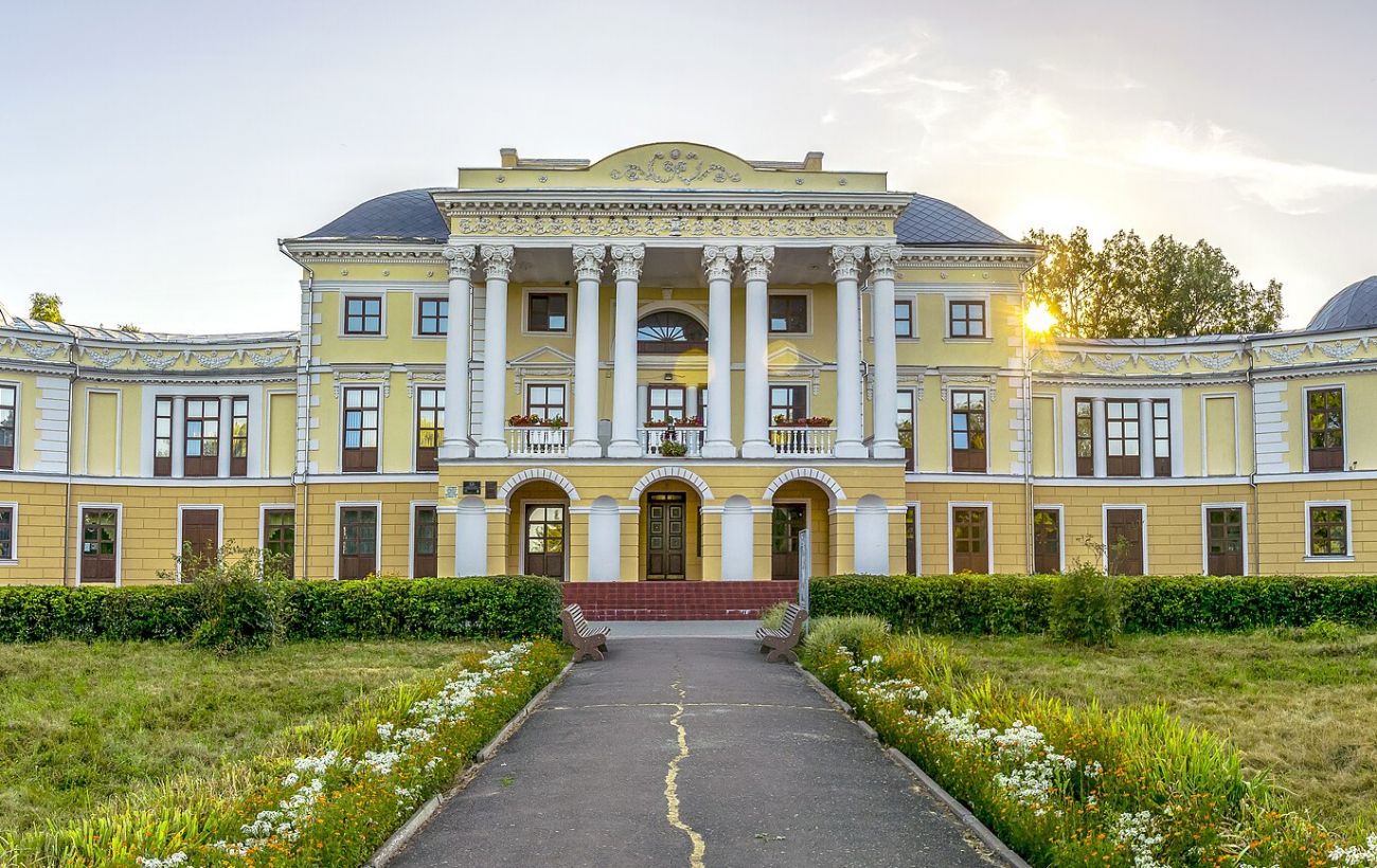 Дворянський маєток, який став унікальним музеєм: чому варто відвідати палац Грохольських