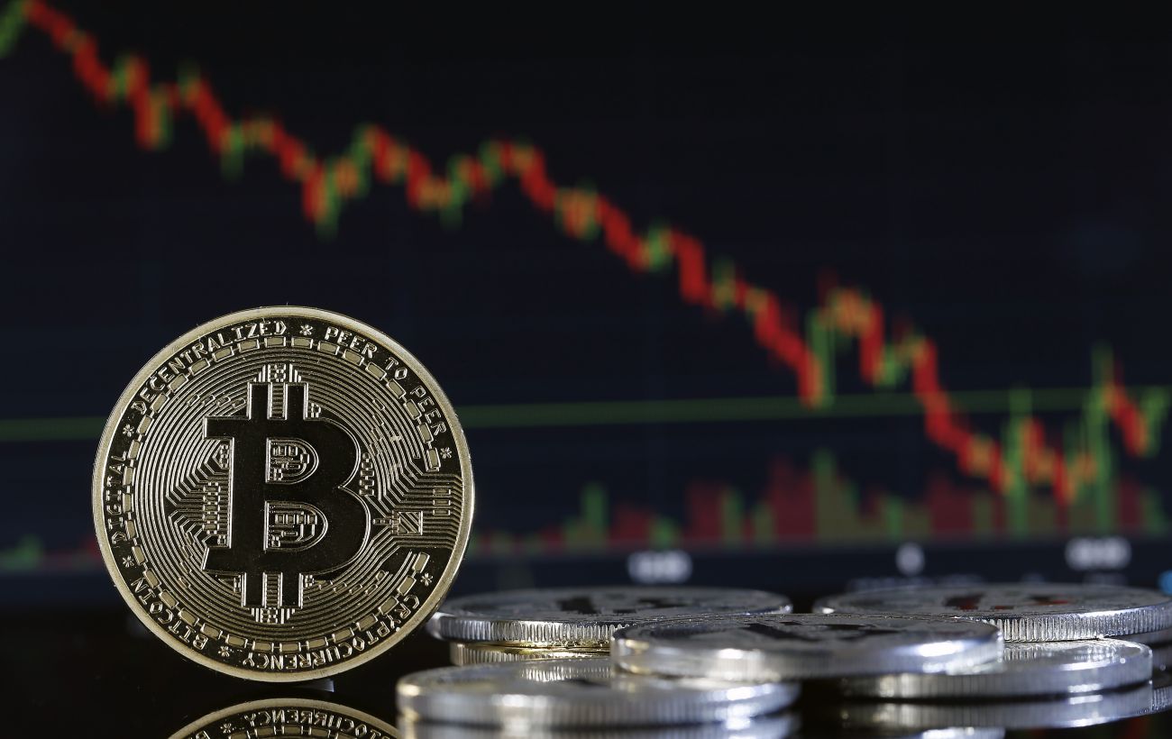 "Тарифний шок" від Трампа: Bitcoin втратив тисячі доларів за хвилини і опинився у піке