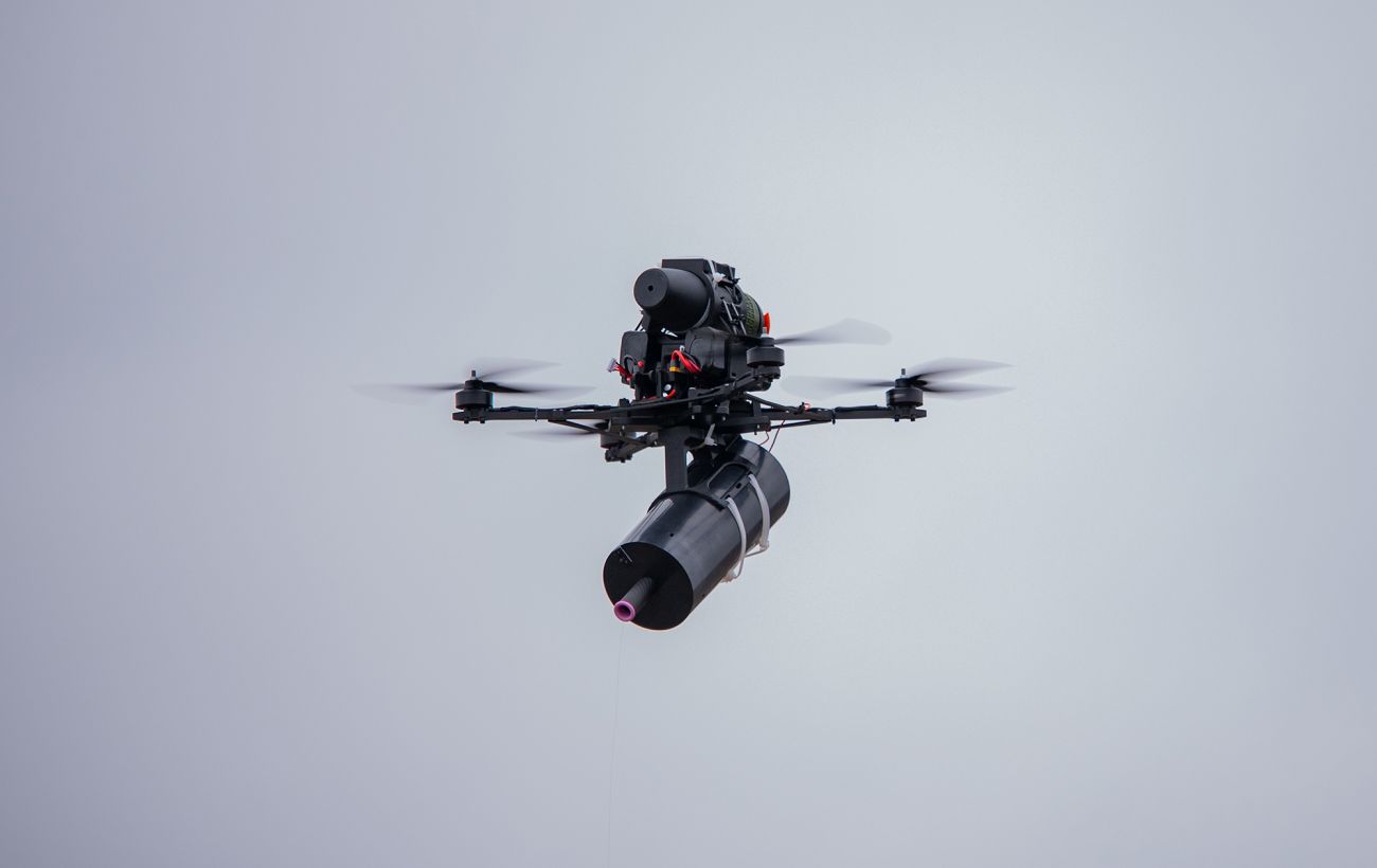 У Бельгії над важливим військовим об'єктом помітили невідомі дрони