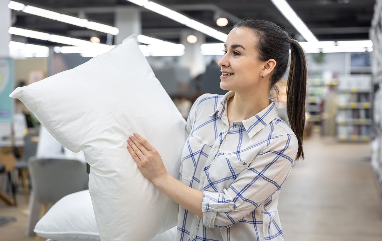 Лікарі пояснили, як часто треба міняти подушку