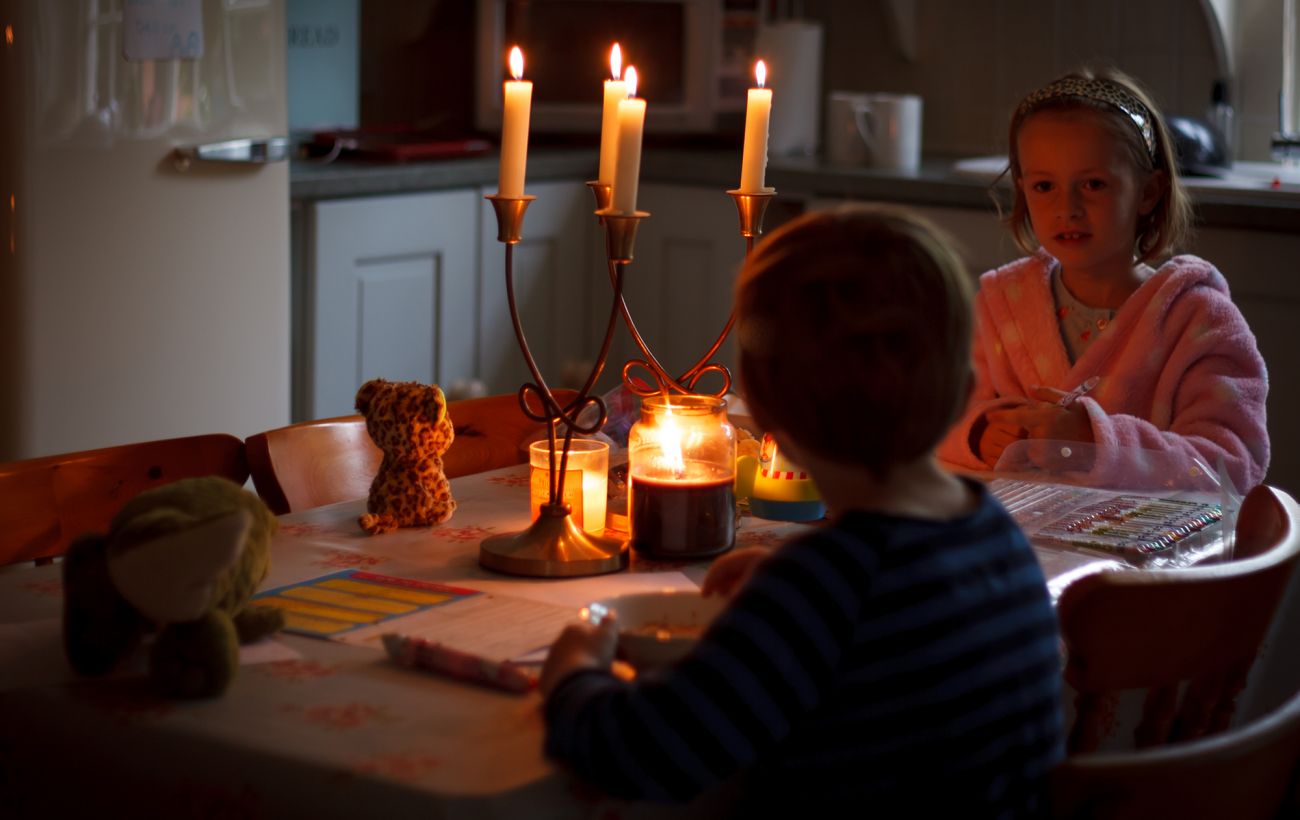 У Полтаві та Харкові перебої зі світлом через стрибки напруги (фото, відео)