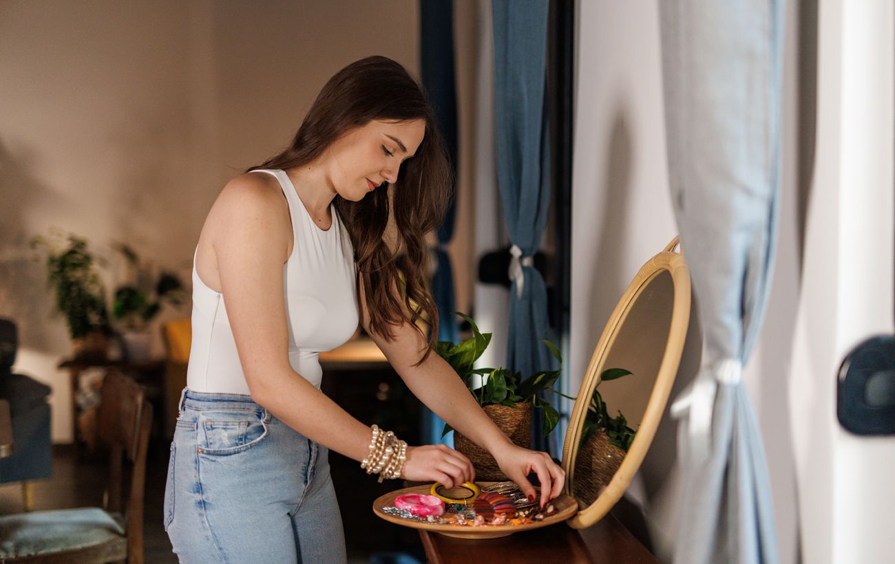 Які прикраси за народними прикметами приносять неприємності, хвороби та сльози