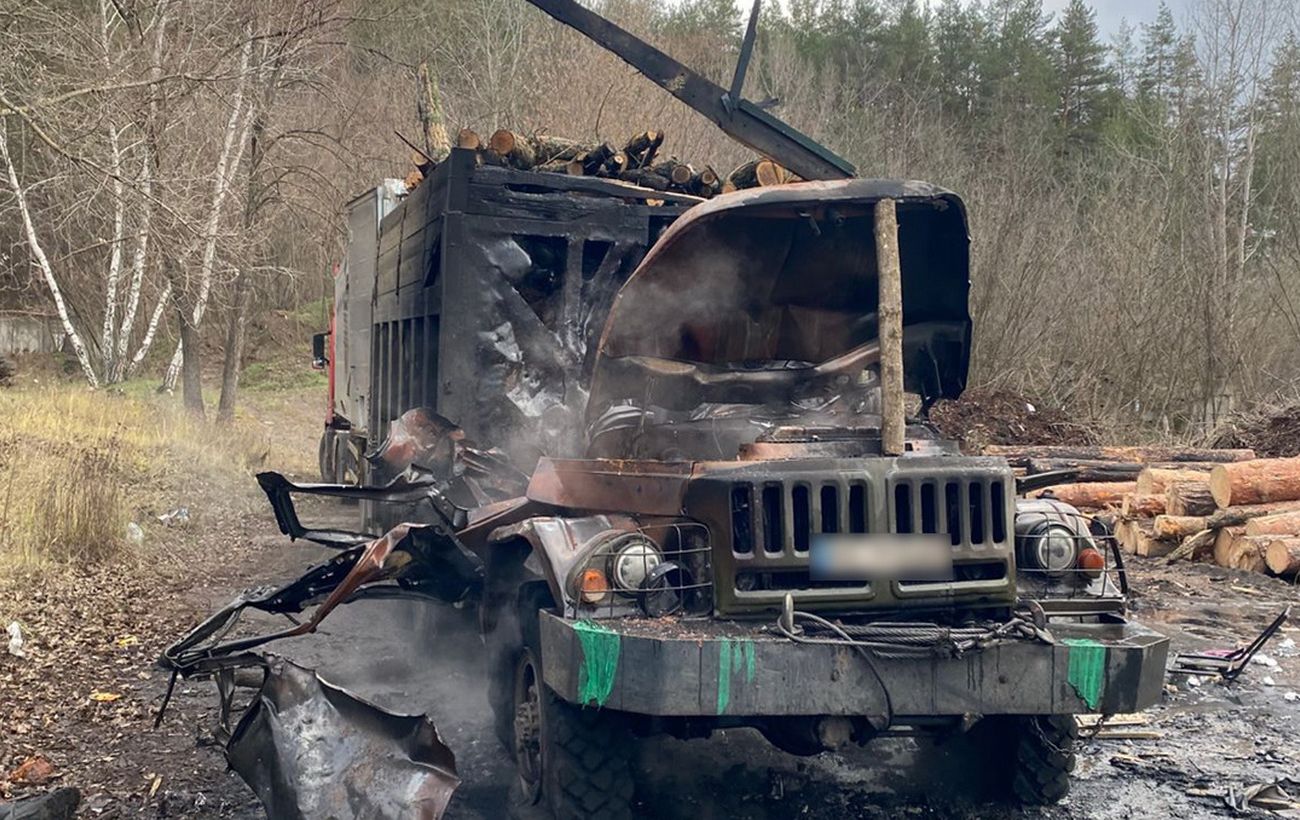 Росіяни ударом по вантажівці вбили двох чоловіків в Ізюмі