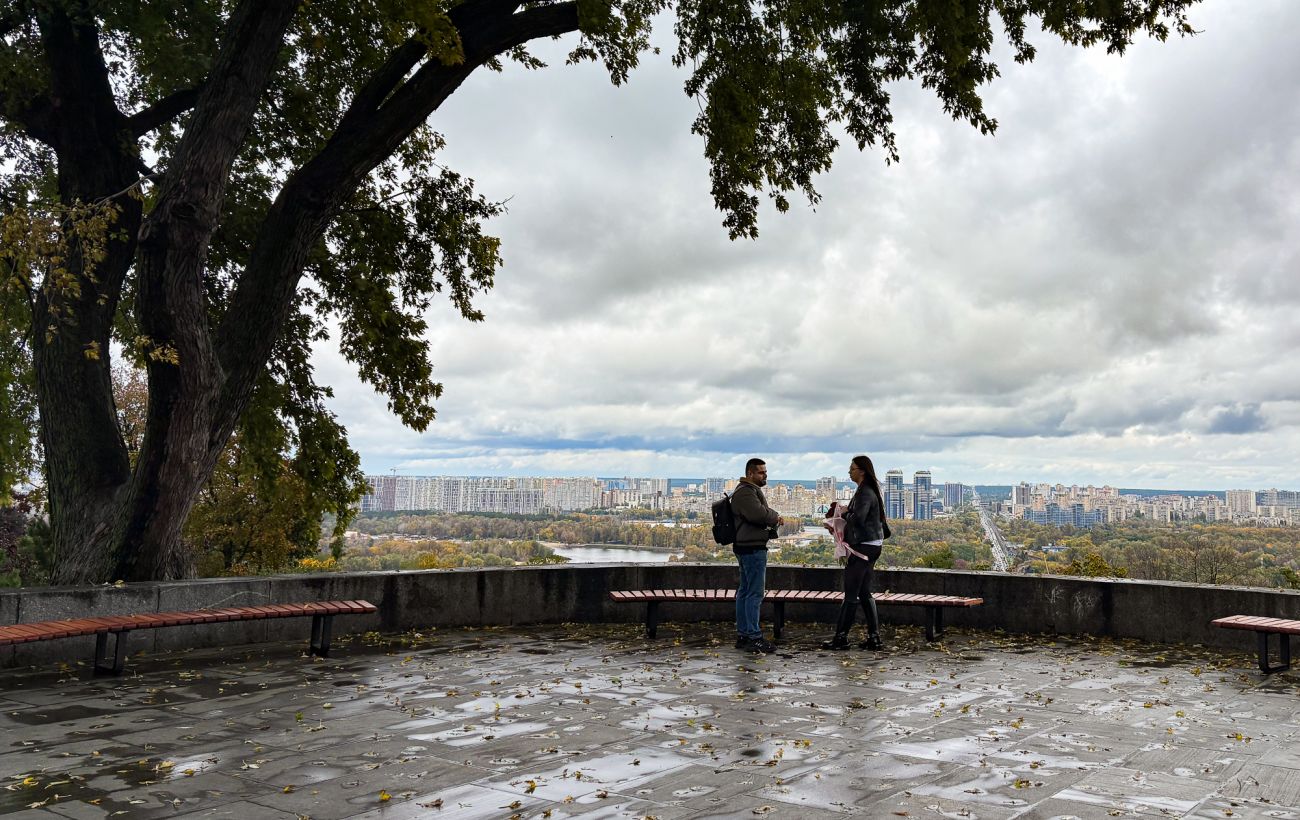 Завтра в Україні вітряно: синоптик попередила, де будуть дощі й навіть мокрий сніг