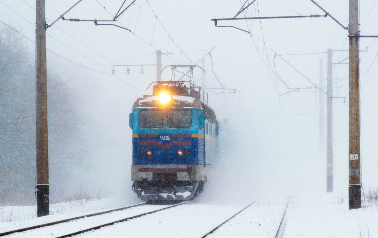 Після важкої ночі УЗ фіксує затримки 42 поїздів: які рейси запізнюються найбільше