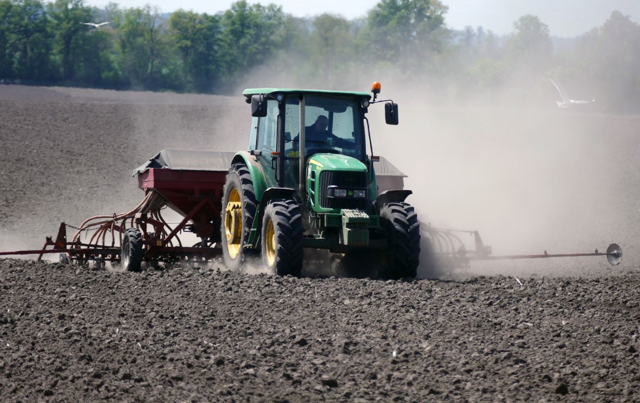 Окупанти встановили ручний контроль над агросектором Херсонщини, - ЦНС