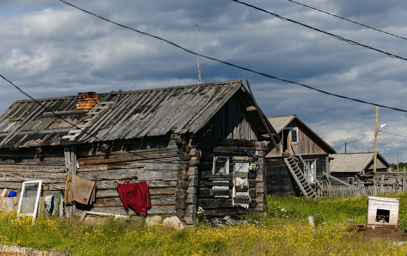 Житловий колапс у РФ: кожен десятий будинок аварійний, а гроші пішли на війну