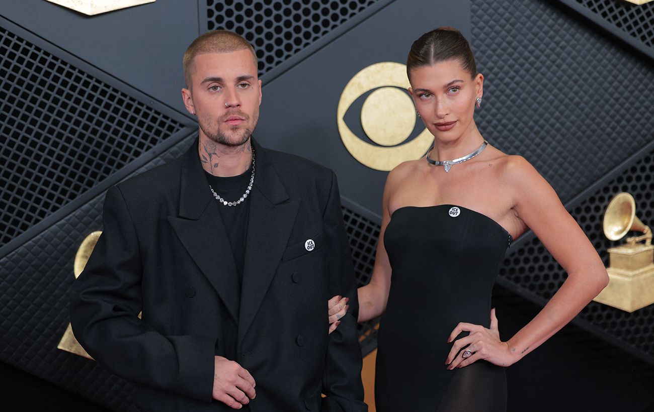 Джастін Бібер лише у шкарпетках та боксерах феєрично повернувся на сцену "Греммі" (відео)