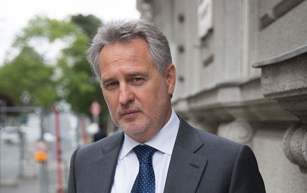 Зеленський продовжив санкції проти Фірташа і соратника Медведчука