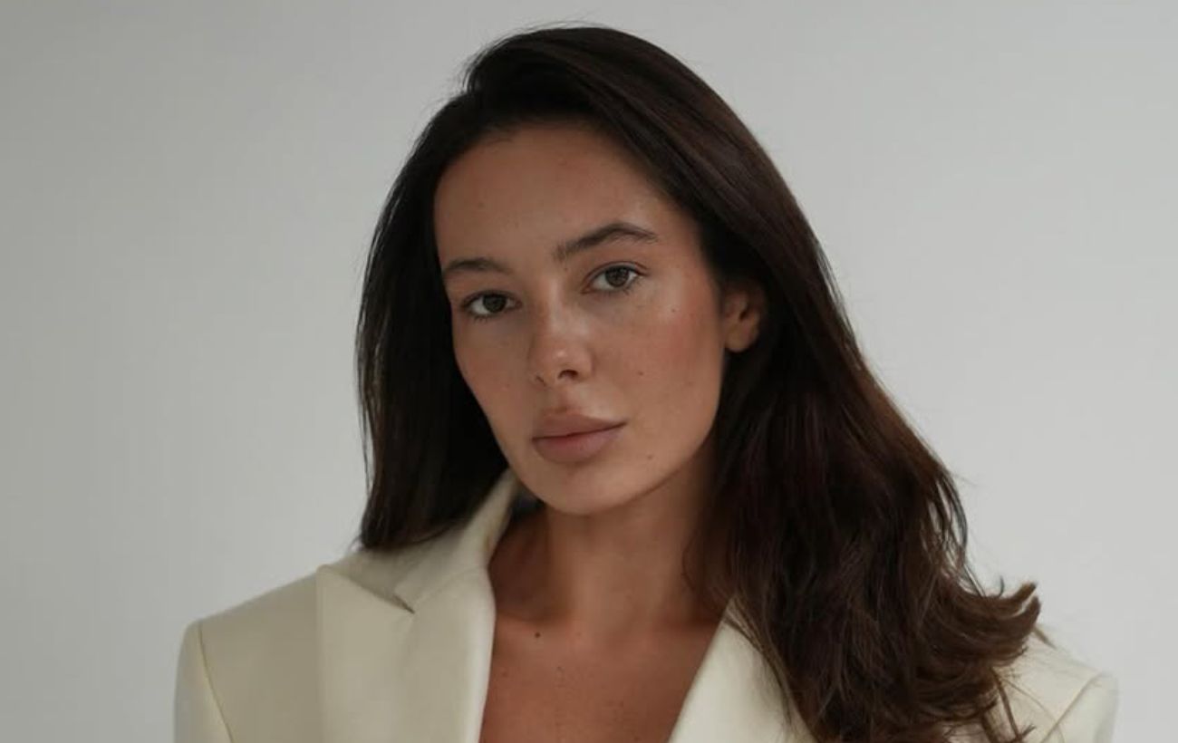 "Більше не чайлдфрі": 33-річна блогерка Манекен вперше стане мамою (відео)