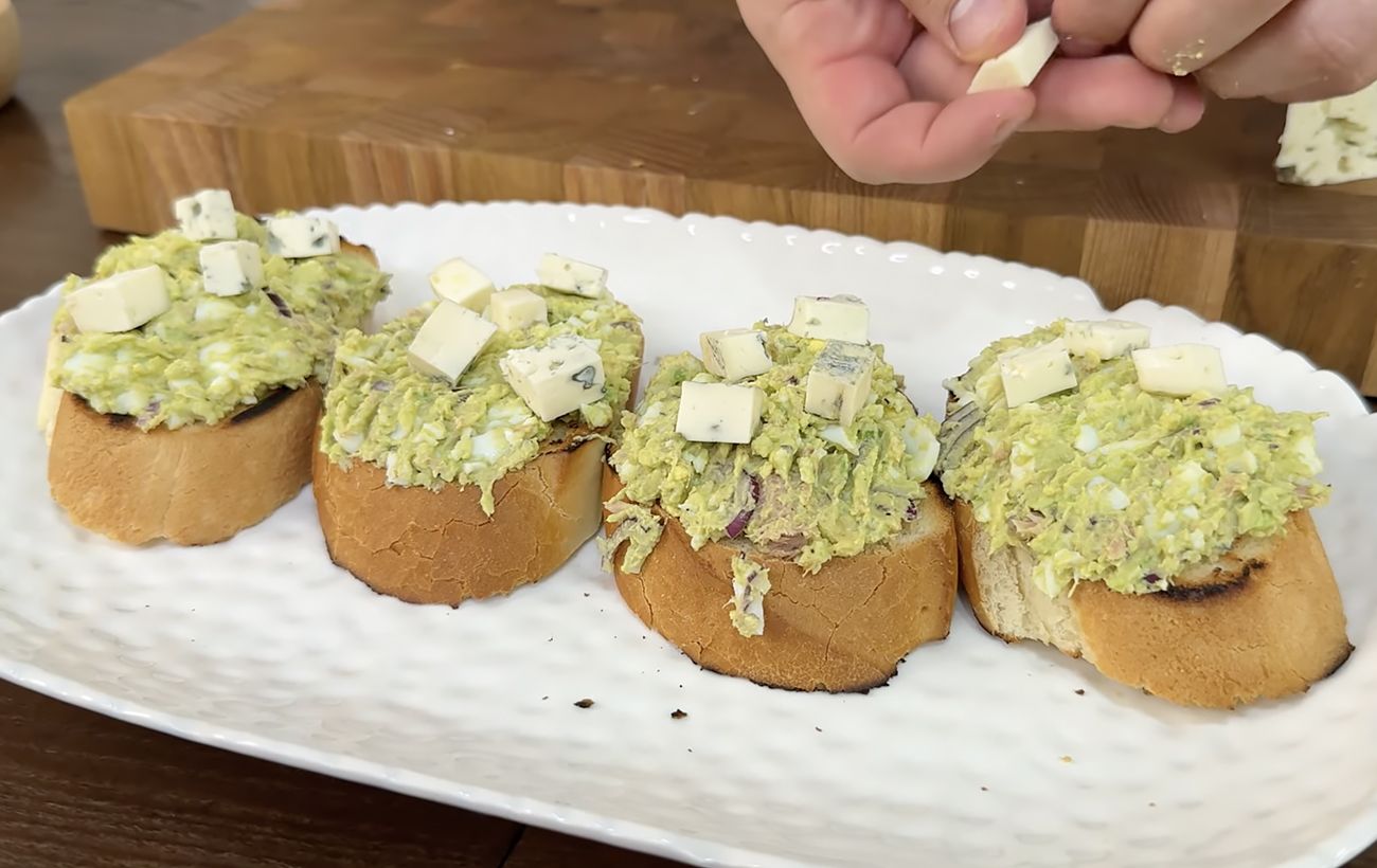 Корисний сніданок без світла: готується швидко і завжди виручає