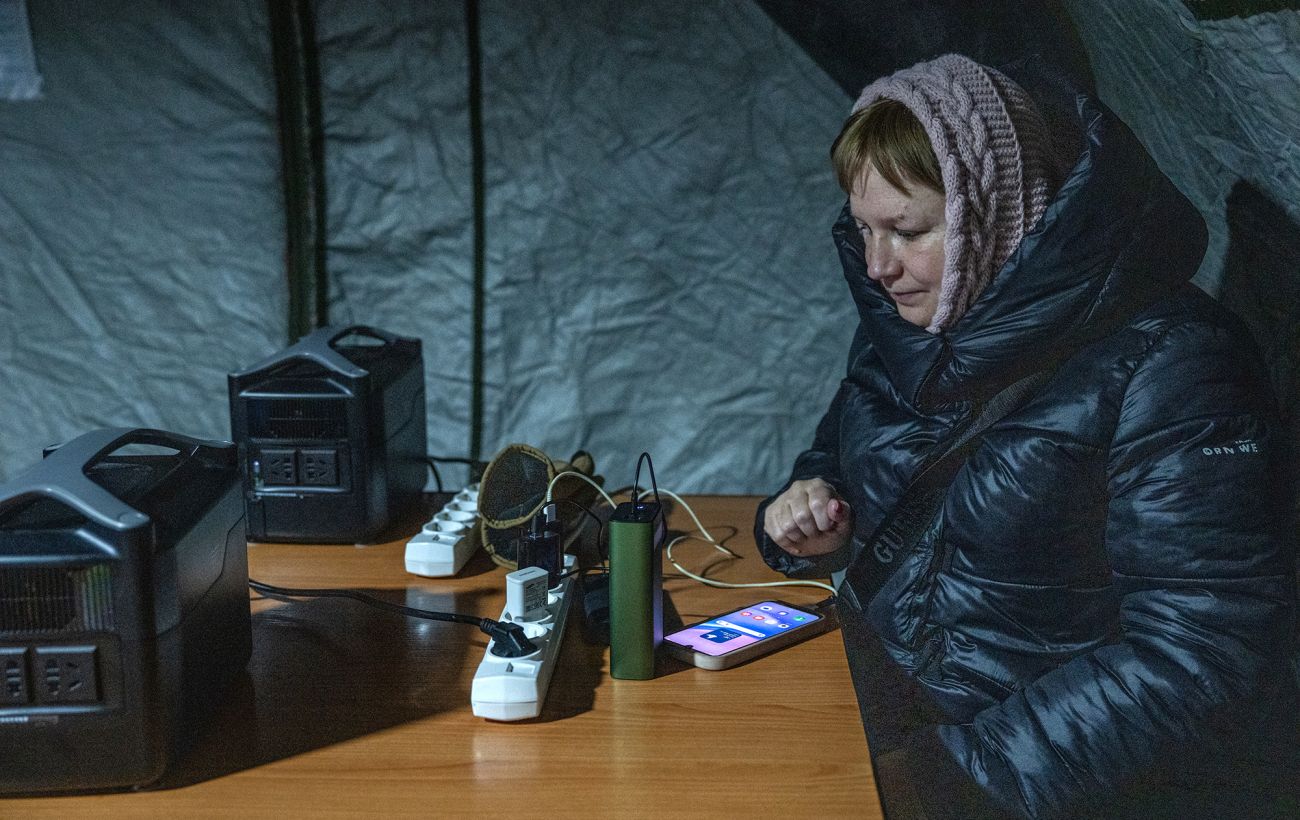 Світло зникає не за графіком: де в Україні аварійні відключення після атаки