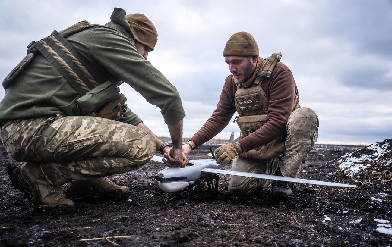 Один з найбільших арсеналів та ракетний завод: ракети "Фламінго" влучно вдарили по РФ