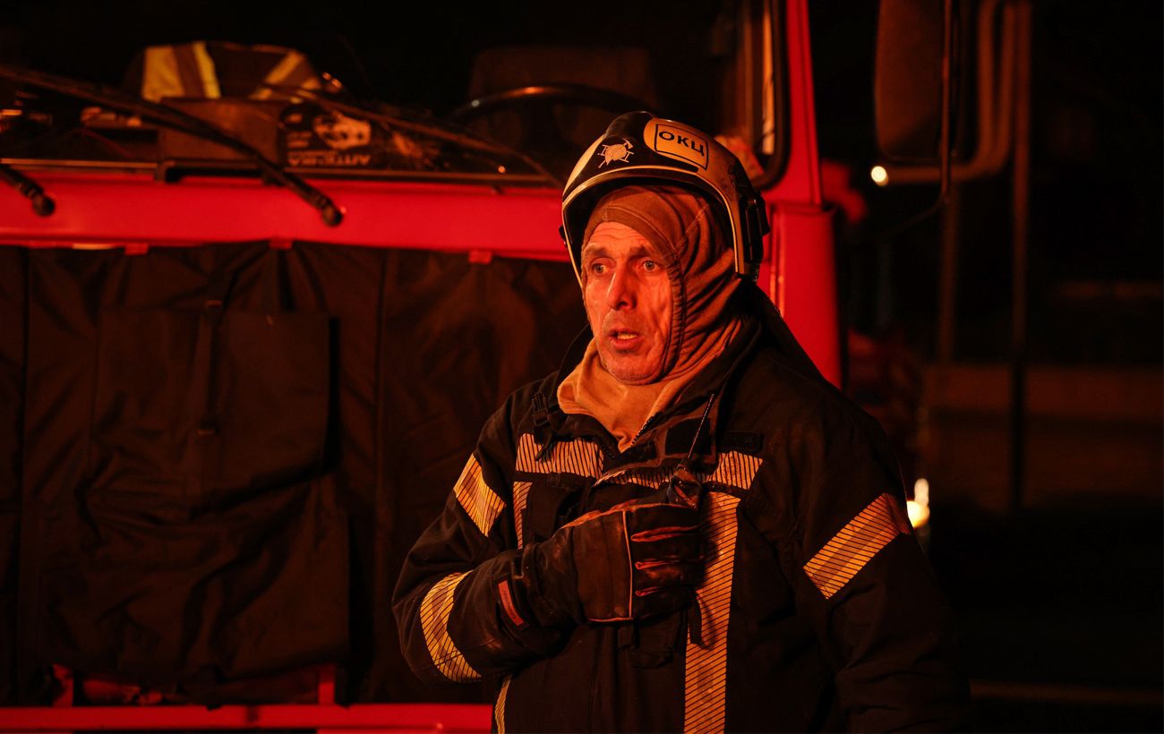 РФ атакувала прикордоння Чернігівщини: знищено будівлю Новгород-Сіверської РДА