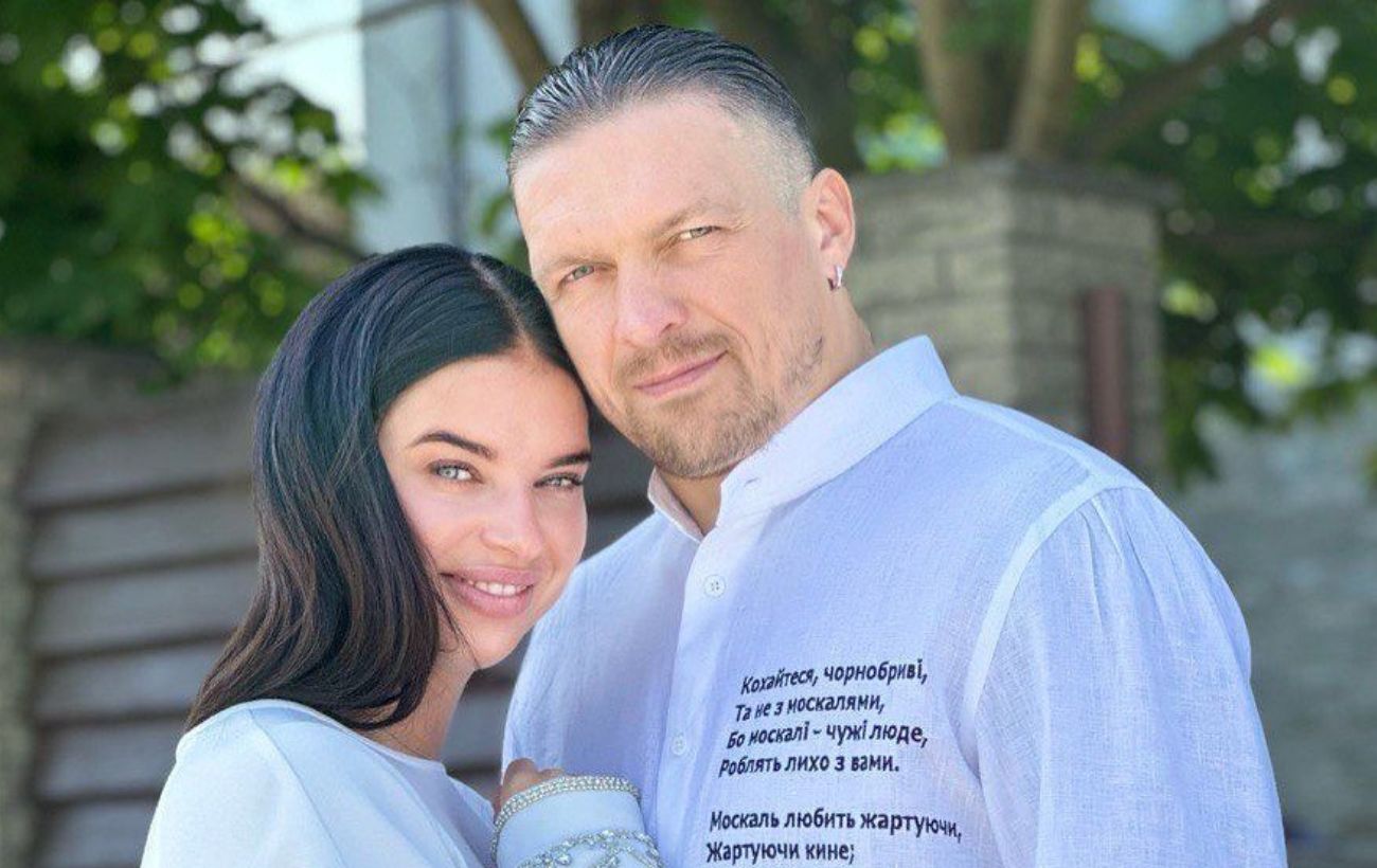 17 років разом, а іскра не згасла: Усики показали ніжні романтичні фото