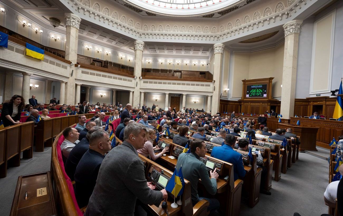 Отруєння у Раді не було: що насправді "скосило" нардепів