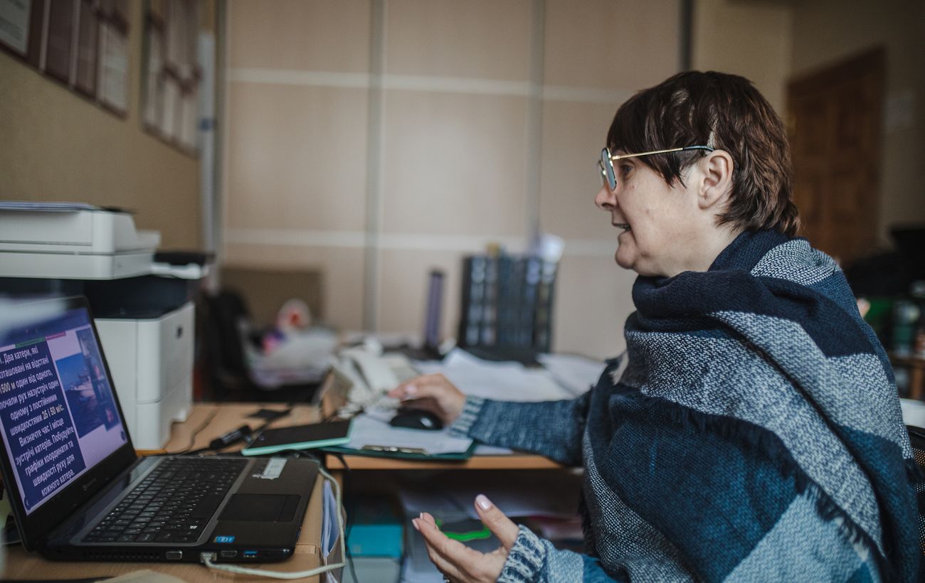 Підвищення зарплат вчителів на доплати не впливає? Хто має право на 2000 та 4000 гривень