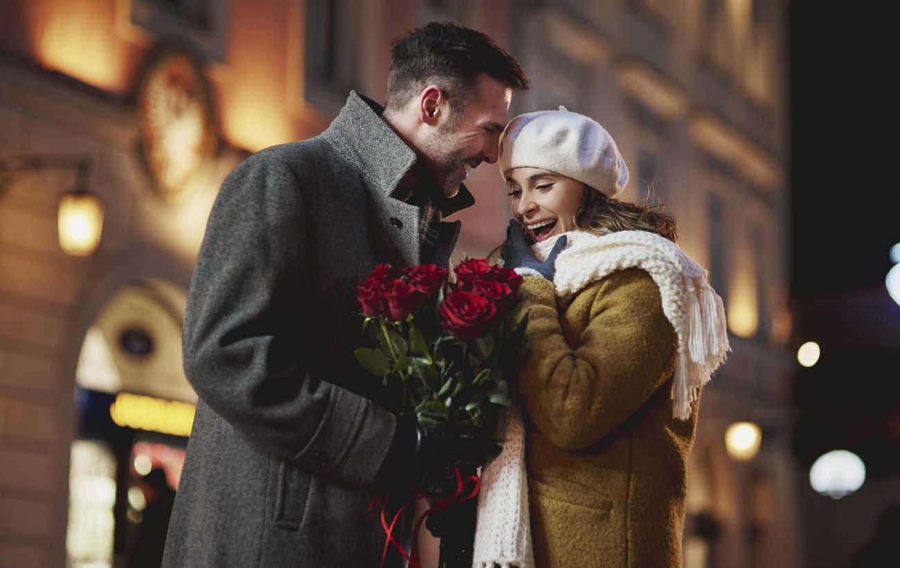 Забудьте про світські розмови: 9 фраз для флірту, які миттєво створюють емоційну залежність