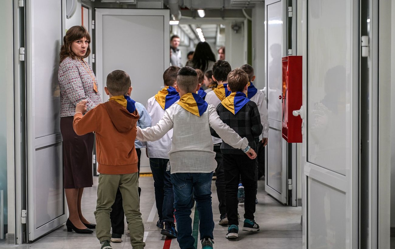 Заборона російської на перервах? У МОН пояснили, чому тотальний контроль не спрацює