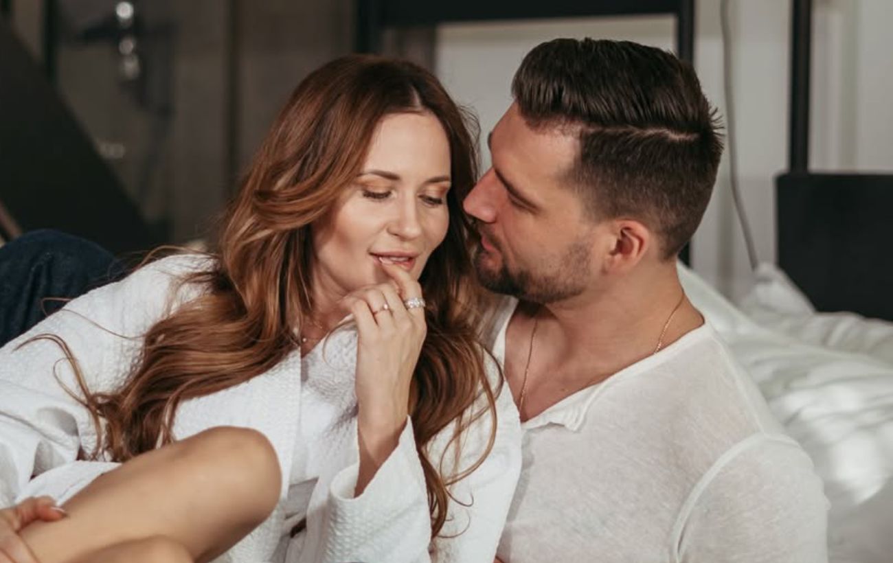 "Залиште нас у спокої": Денисенко різко звернулася до хейтерів через критику її нового роману