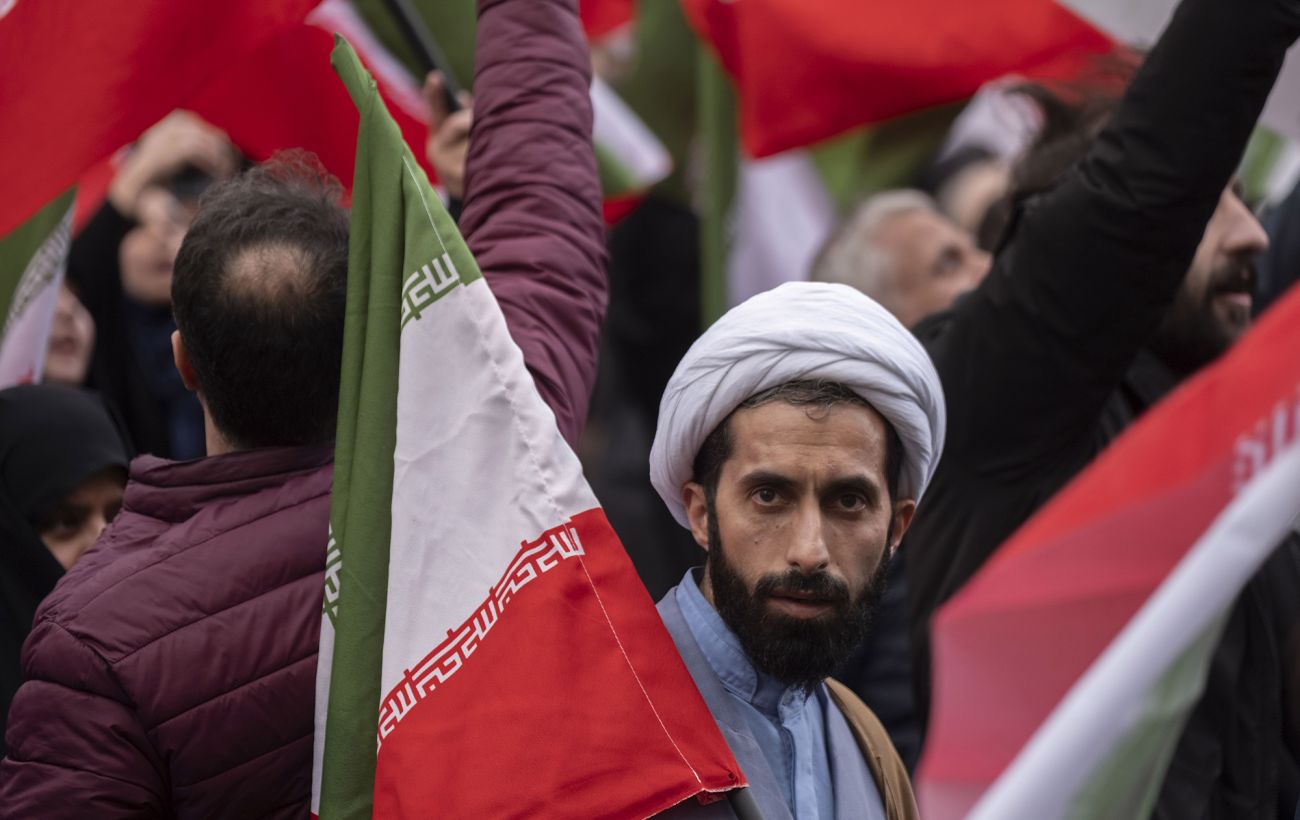 Нафта, ціни на АЗС та дефіцит ППО: як удари по Ірану вплинуть на Україну