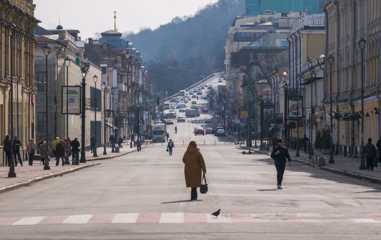 Без опадів, але з нюансами: якою буде погода в Україні у перший понеділок березня