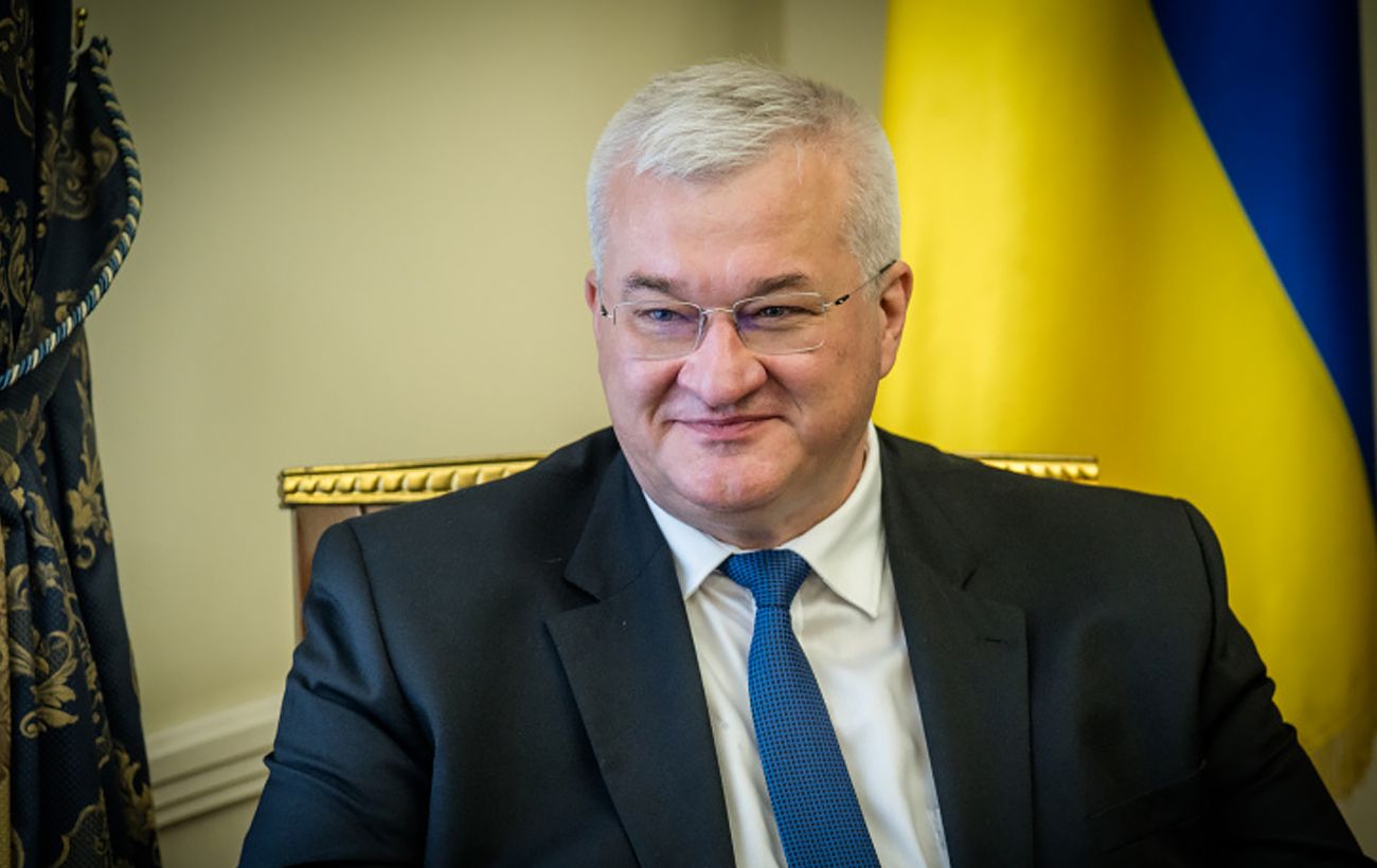 "Заповіт" мовою сетсвана: в Африці відкрили перший пам'ятник Шевченку (фото)