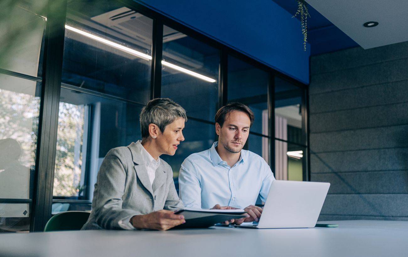 Зарплати зросли на 94%: кому платять найбільше та як змінився ринок праці за 4 роки