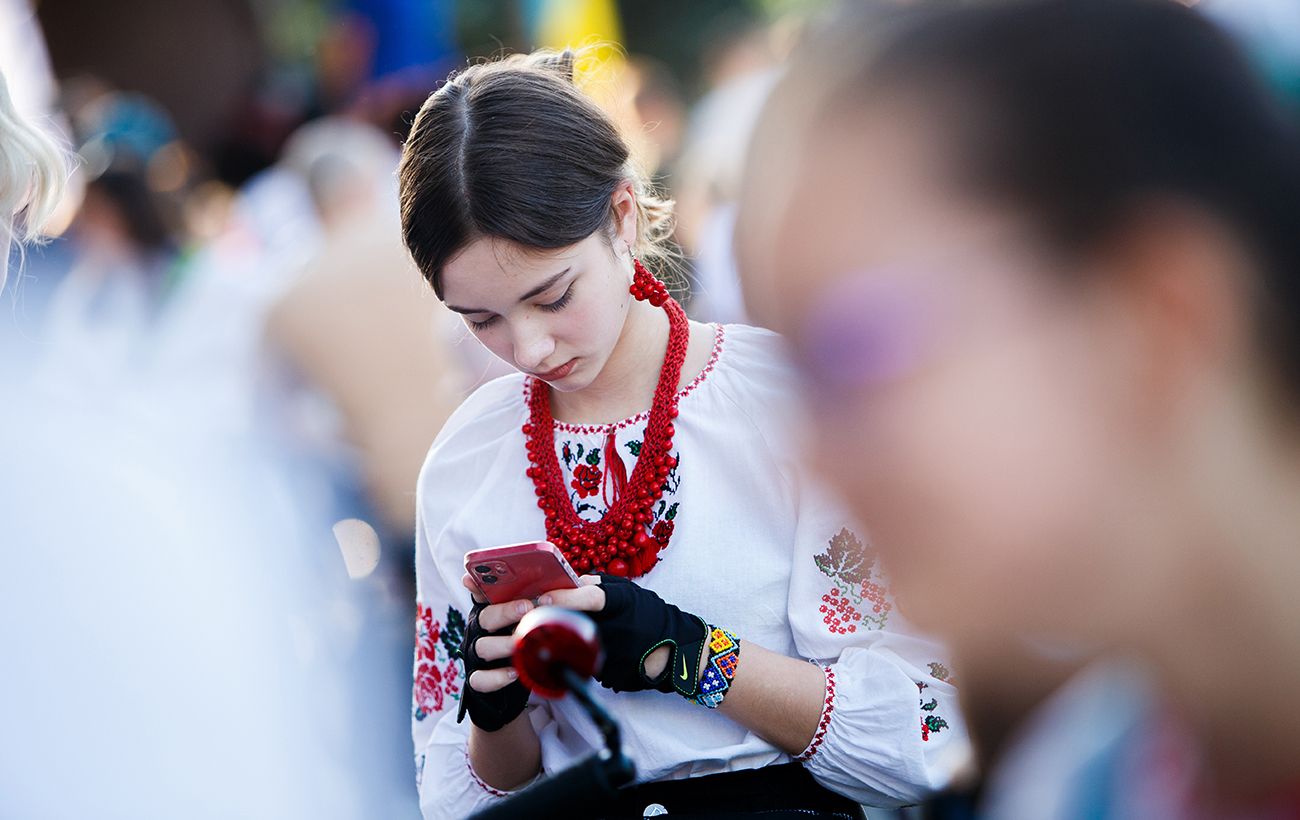 Мовний закон у мережі: чому тарологам, коучам і б'юті-блогерам час перейти на українську