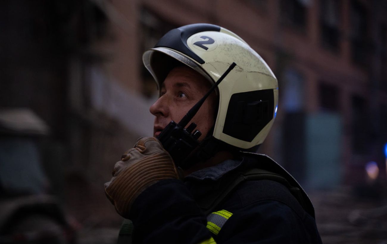 Росіяни вдарили по критичній інфраструктурі на Одещині, виникла пожежа