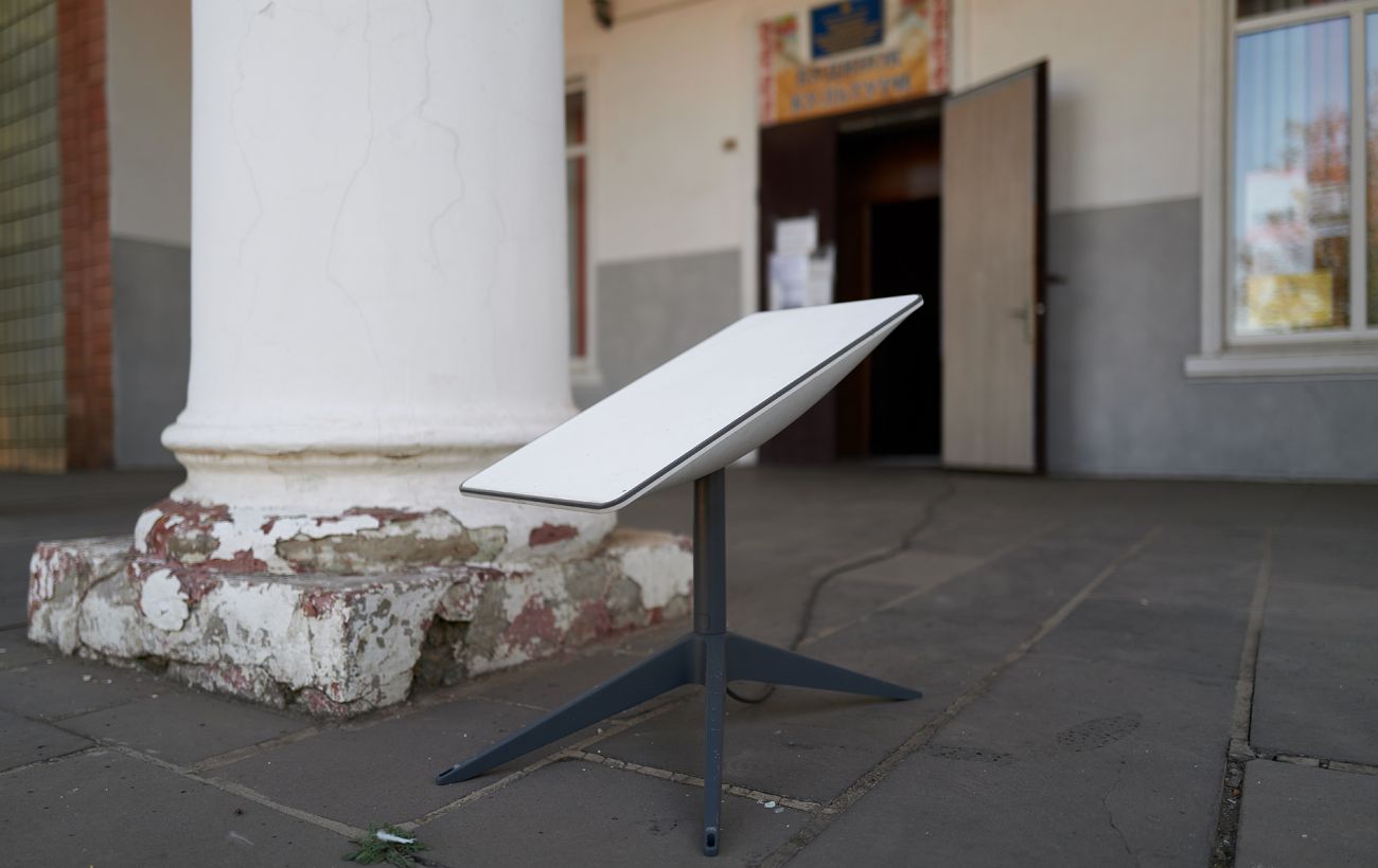 "Втемну" реєстрував "Старлінки" для ворога: під Києвом викрили російського агента