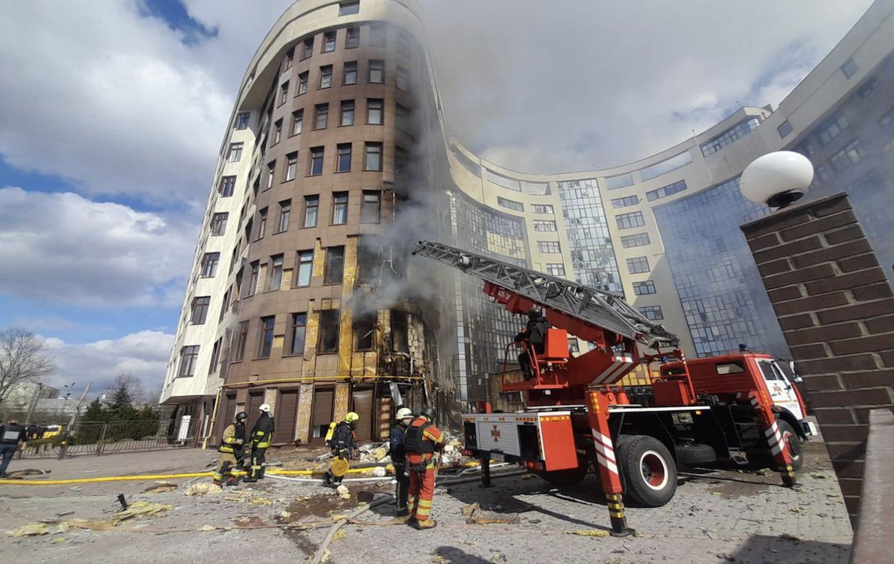 Харків зазнав однієї з наймасованіших атак: десятки "прильотів" по місту