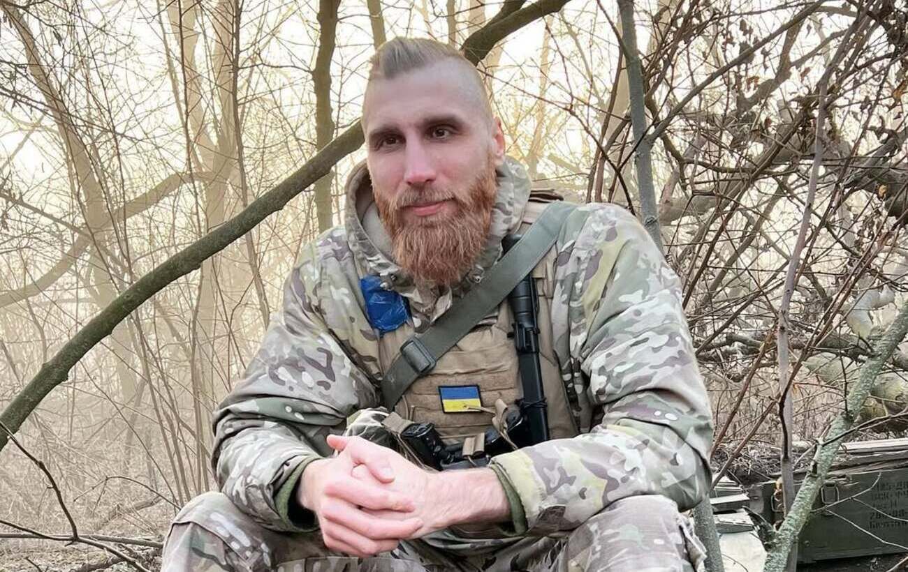 "Знайомі усього три місяці": поет-військовий Вишебаба одружується вдруге (відео)