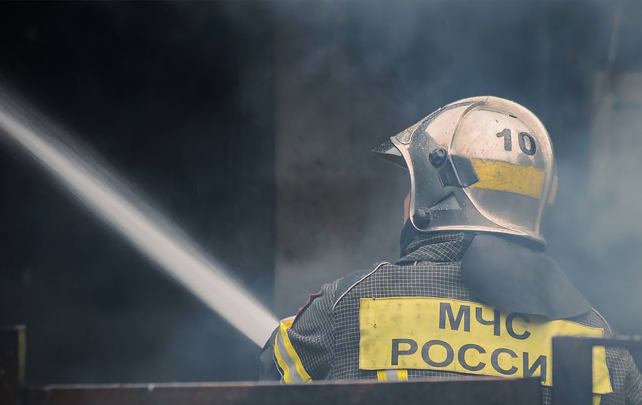 РФ накрили дрони: порт Усть-Луга вкотре під ударом, в аеропортах обмеження