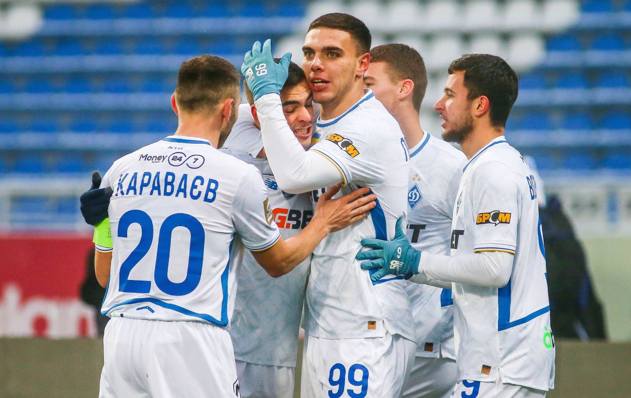 Бій крашанками замість монети: "Динамо" зазнало фіаско, а "Карпати" переписали історію