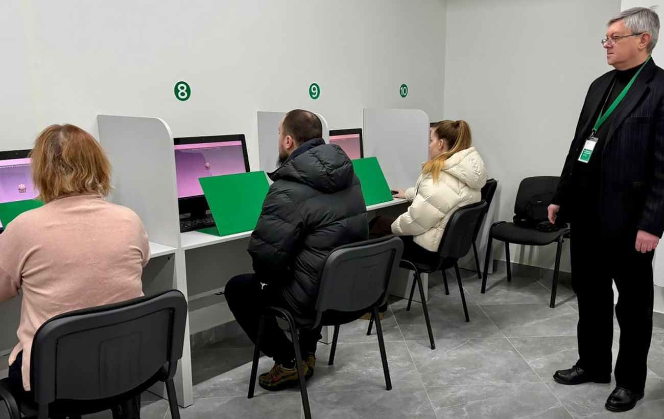 Фотоконтроль та іноземна мова: як можуть змінитись іспити для водіїв в Україні