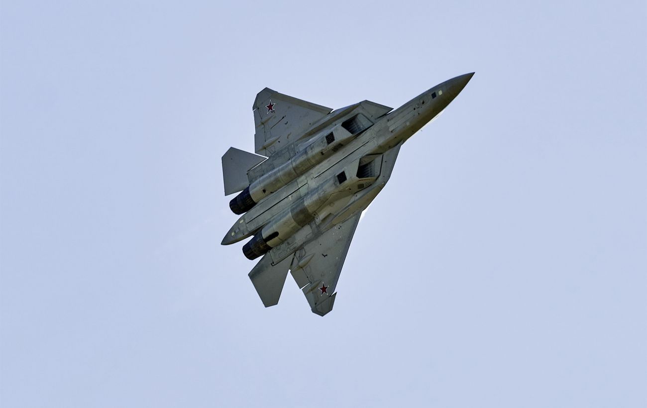 Сили оборони вдарили по літаках Су-57 і Су-34 на аеродромі в глибокому тилу Росії