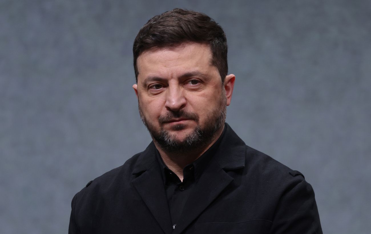 Зеленський працює над стратегією ведення переговорів з РФ без допомоги США, - Рolitico