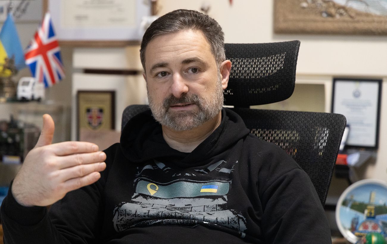 "Послати бабусю чи НБУ": Смілянський різко висловився про банківські послуги біля фронту
