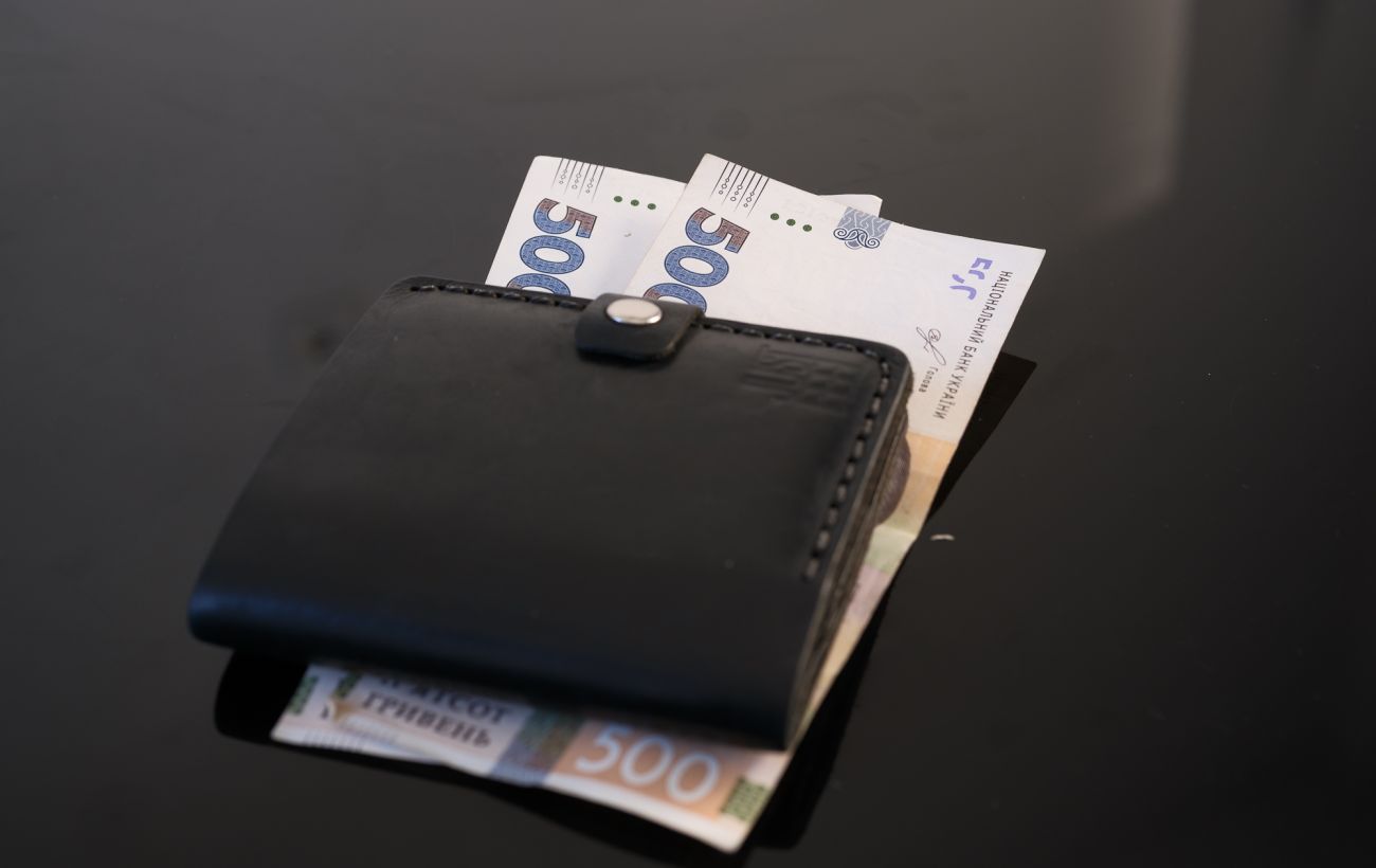 Від 450 до 3100 гривень: затверджено розміри виплат до Дня Незалежності (повний перелік)