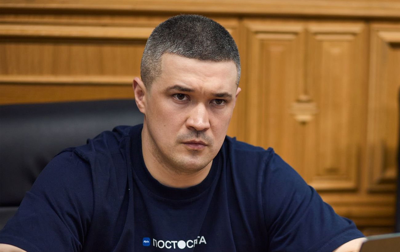 Кабмін звільнив двох заступників міністра оборони