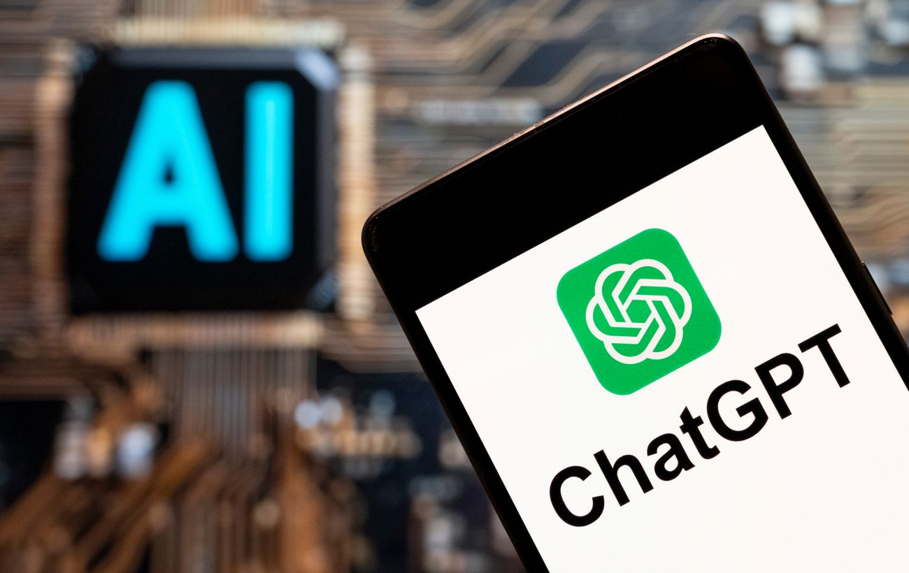 Смартфон від OpenAI стане "фізичним ChatGPT": що відомо про секретний проєкт