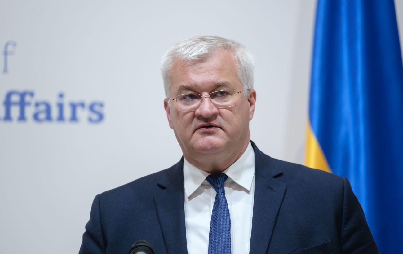 Сибіга вперше зустрівся з новою главою МЗС Угорщини: про що говорили