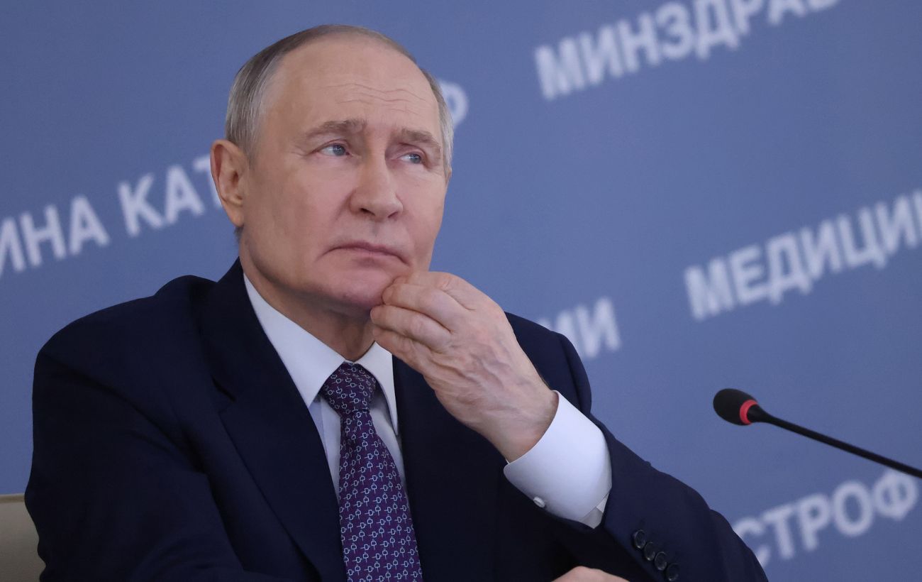 Путін дозволив армії "захищати росіян" за кордоном